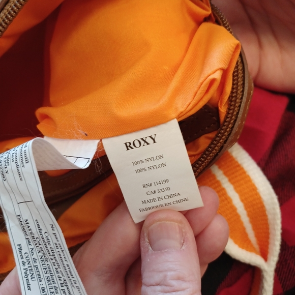 ROXY - Picture 8 of 8